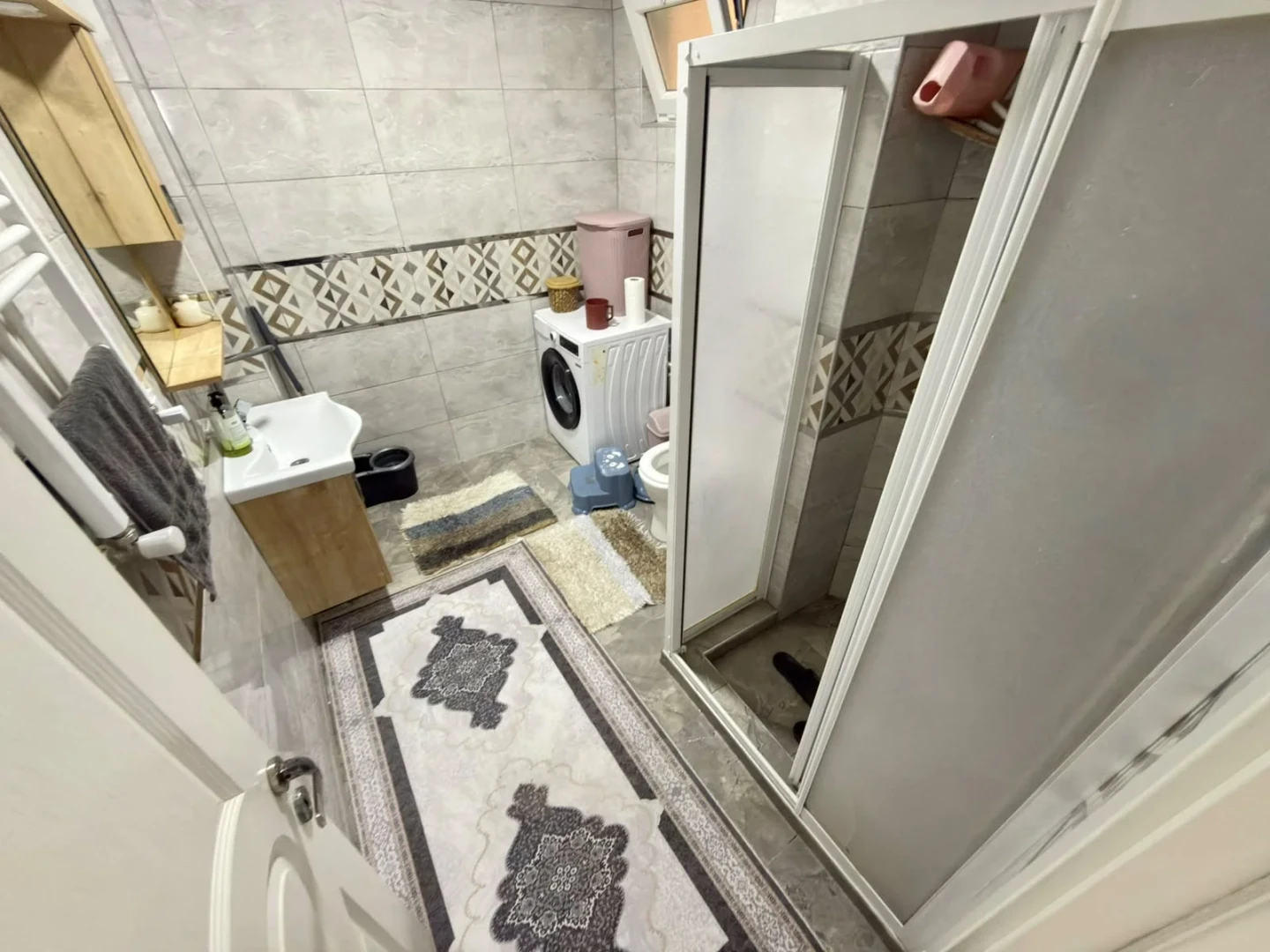 YÜKSEL'DEN EDREMİT MERKEZİN'DE TERAS KULLANIMLI 3+1 DAİRE