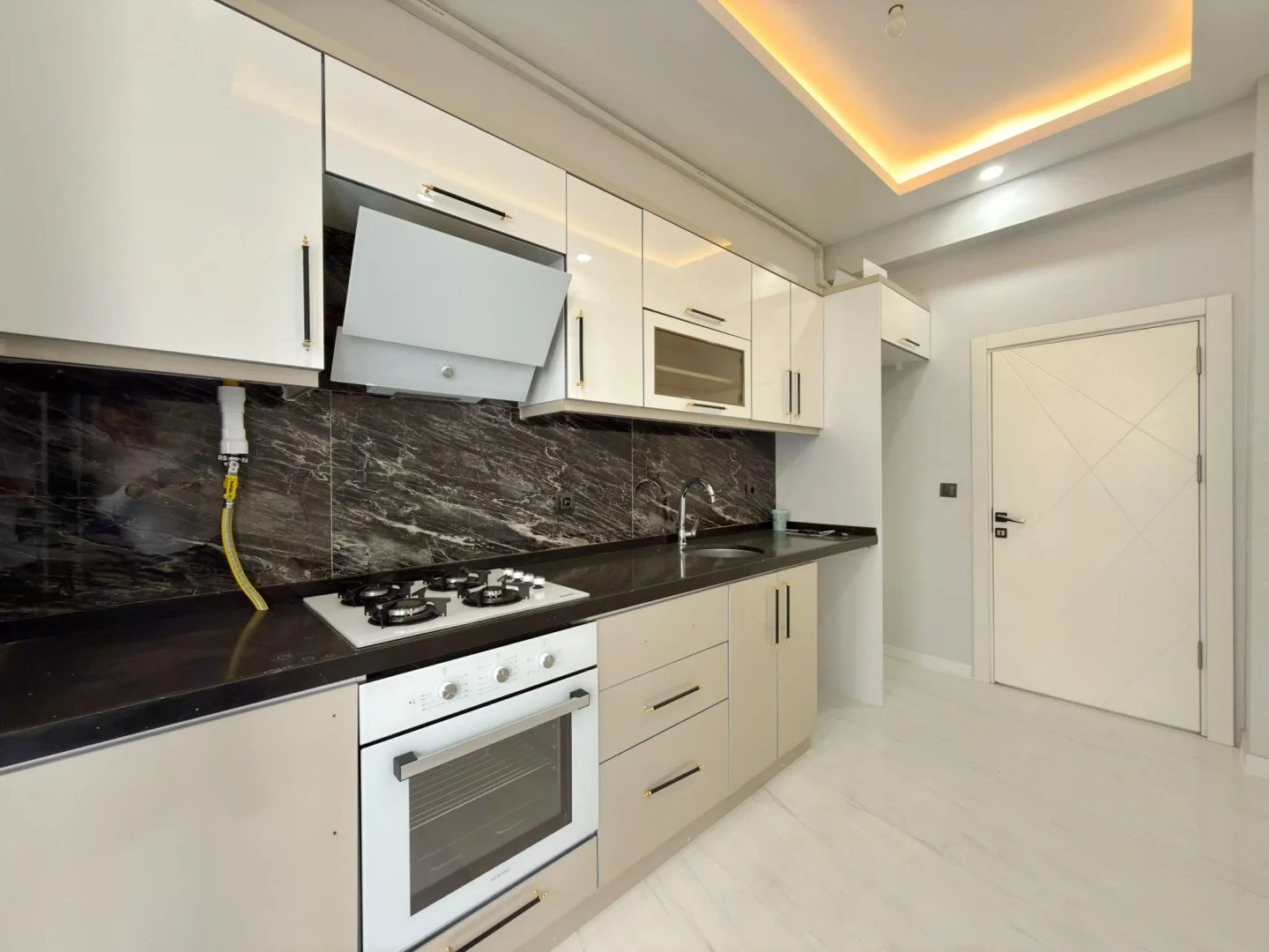 ꧁YÜKSEL'DEN HAMİDİYE'DE BUTİK BİNADA ULTRA LÜKS 3+1 DAİRE