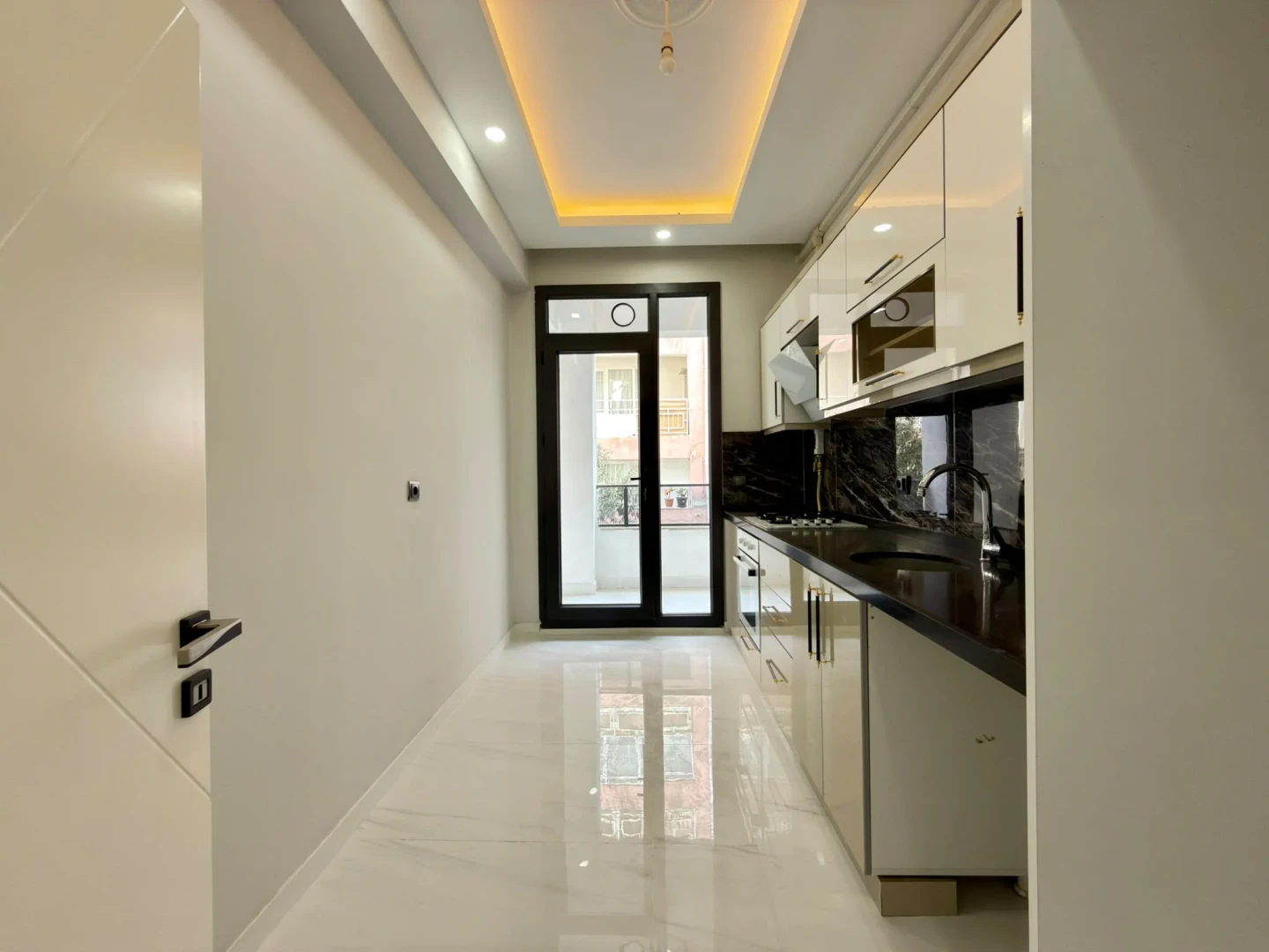 ꧁YÜKSEL'DEN HAMİDİYE'DE BUTİK BİNADA ULTRA LÜKS 3+1 DAİRE