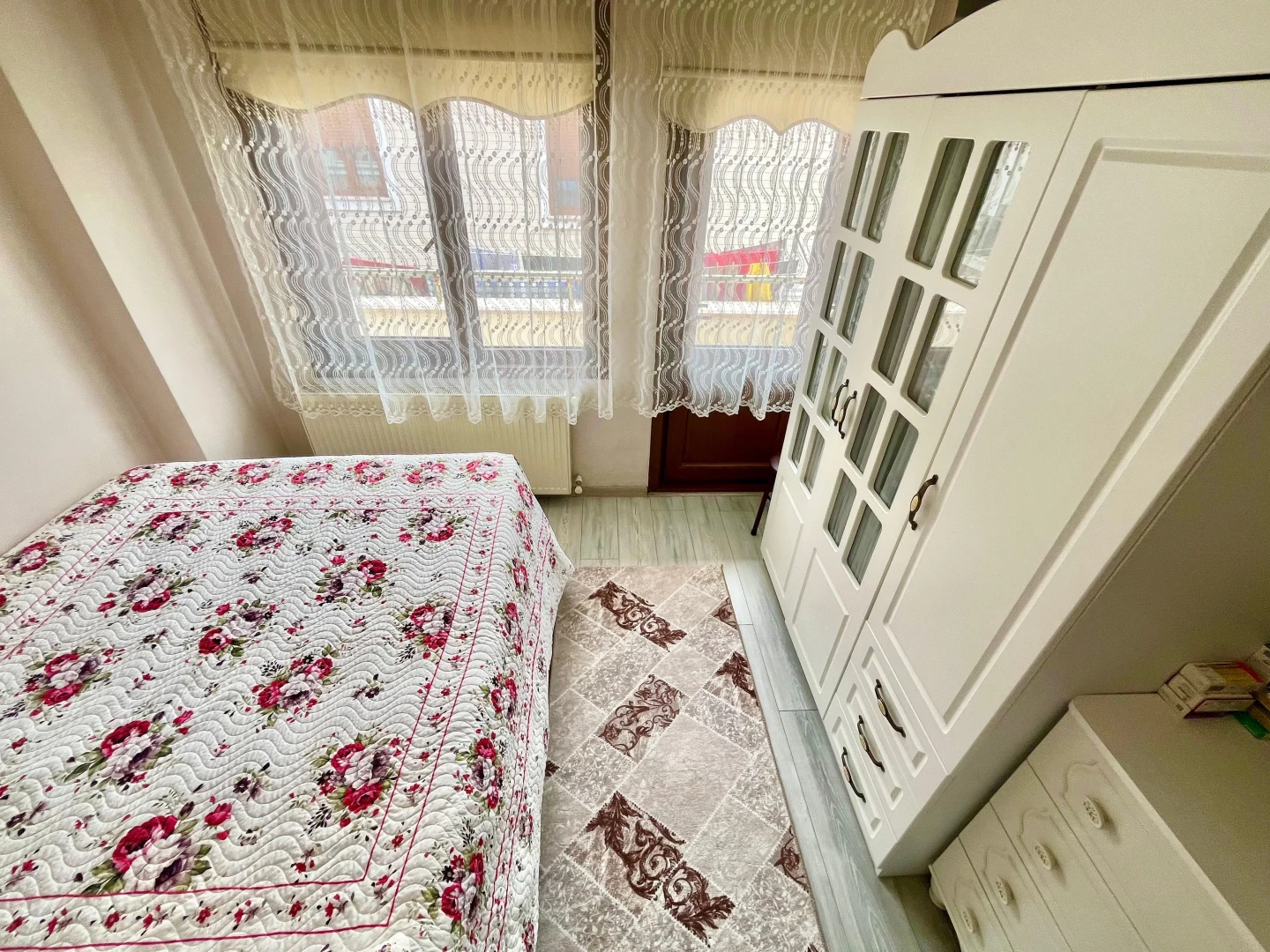 YÜKSELDEN AKÇAY'DA FULL KREDİLİ ÖNCEPHE EBEVEYN BANYOLU 3+1DAİRE