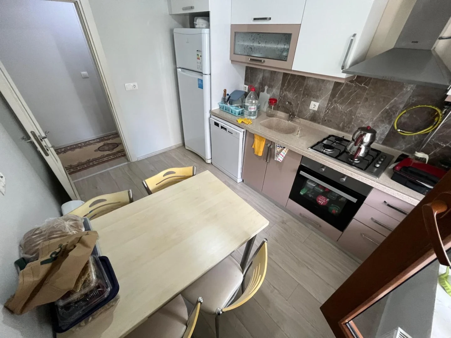YÜKSELDEN ÖNCEPHE SİTE İÇİ PAZAR SOKAĞINA YAKIN FIRSAT 3+1DAİRE