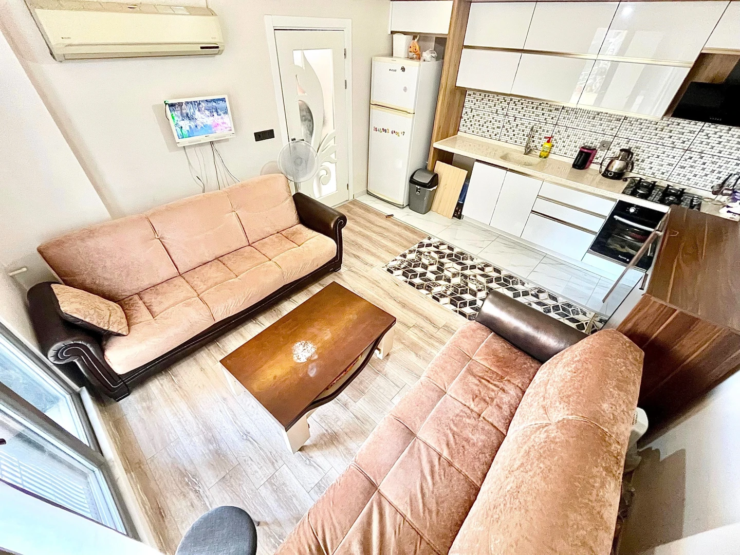 YETKİSİ SADECE YÜKSEL'DEN KAPALI OTOPARKLI D.GAZLI LUX 1+1 DAİRE