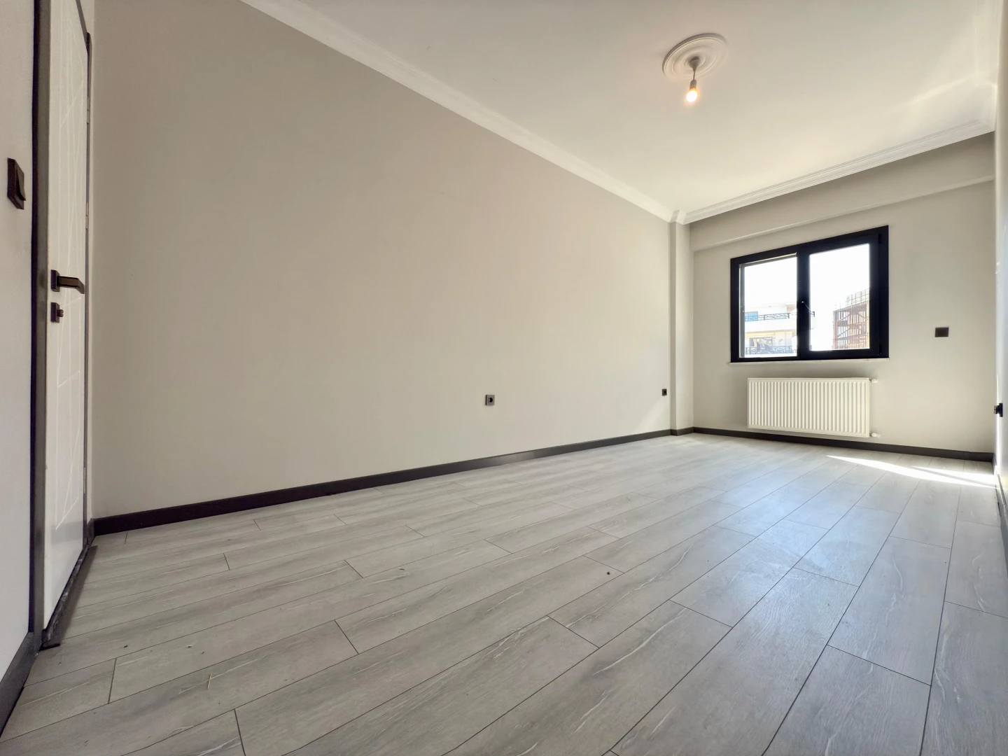 YÜKSELDEN AKÇAY MERKEZDE ULTRA GENİŞ 3+1 SATILIK LÜKS DAİRE