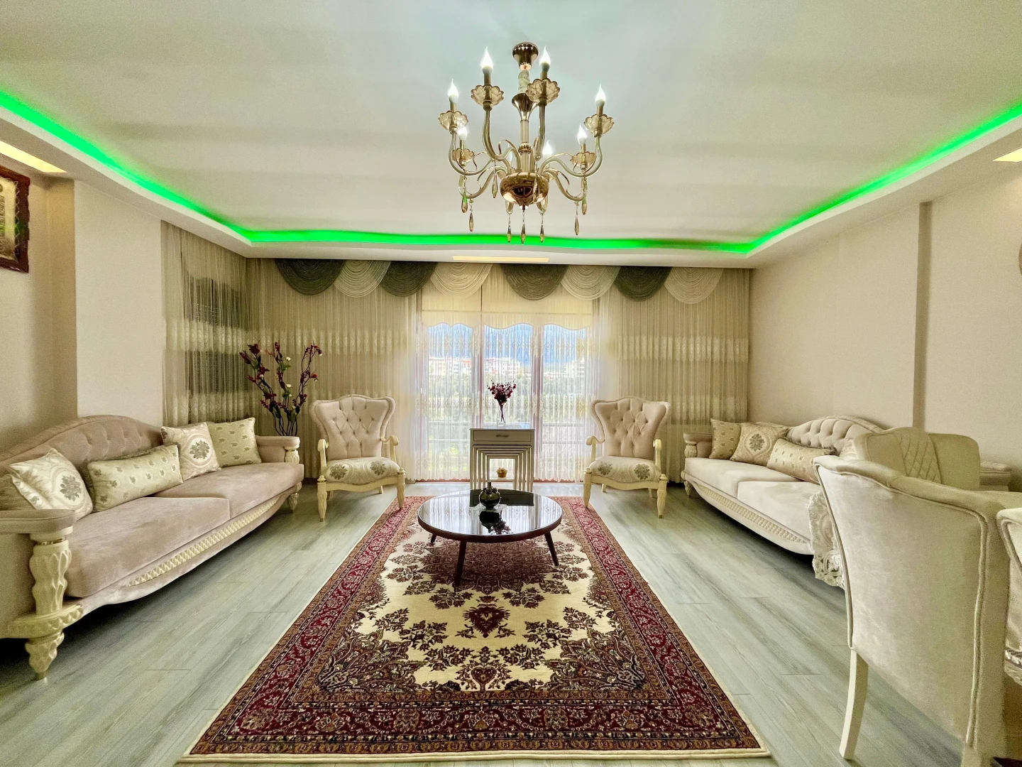 YÜKSELDEN AKÇAY'DA FULL KREDİLİ ÖNCEPHE EBEVEYN BANYOLU 3+1DAİRE