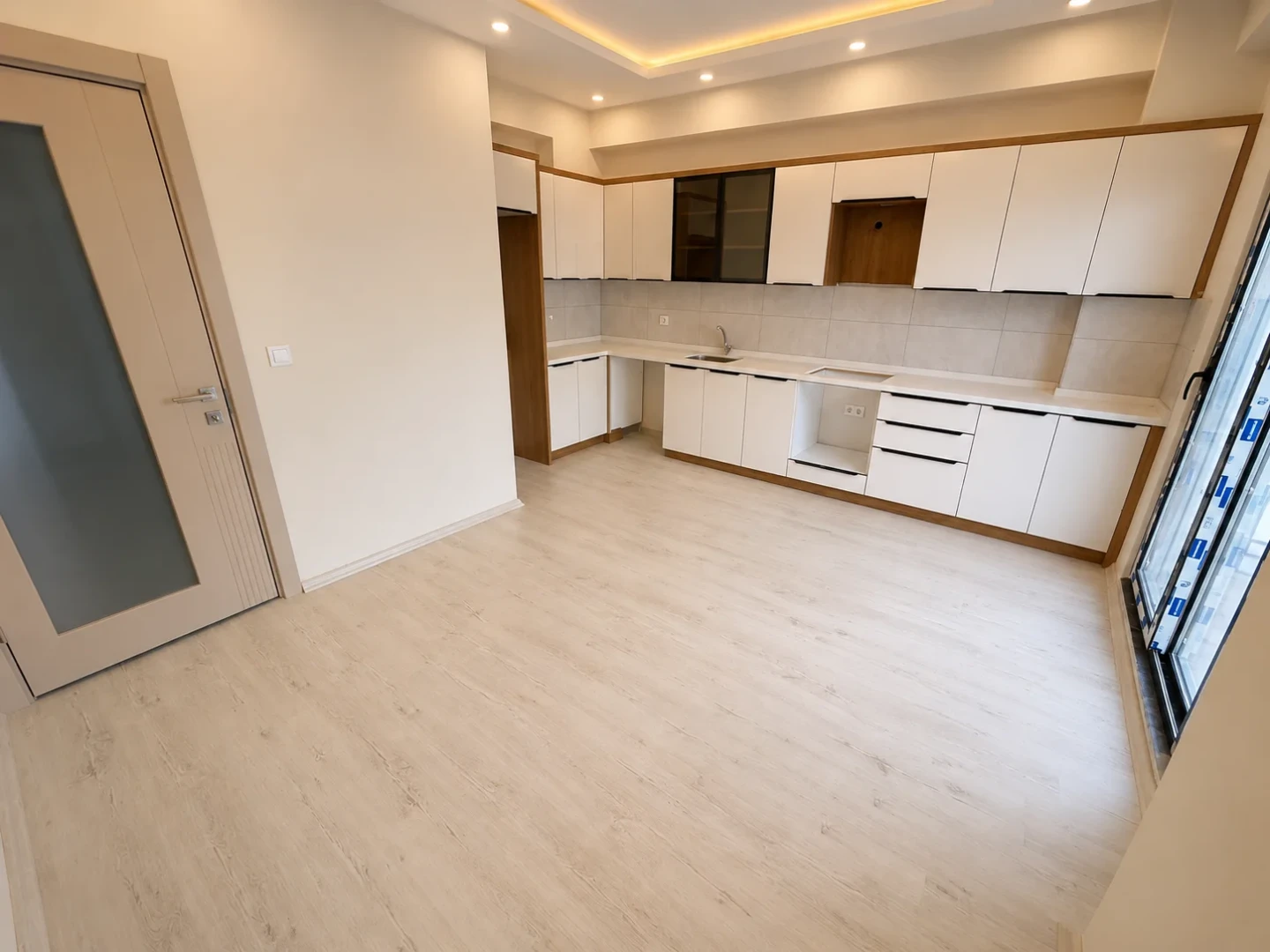 ツ YÜKSEL'DEN TUZCUMURAT'TA SIFIR 1+1 GENİŞ LÜKS DAİRE ツ