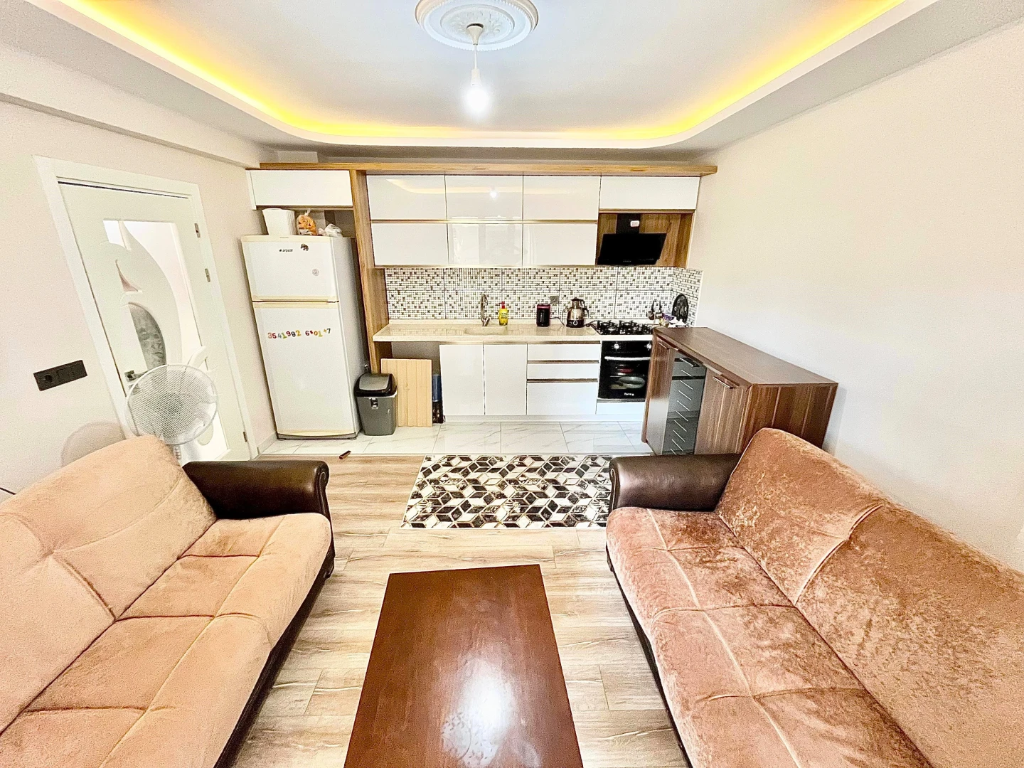 YETKİSİ SADECE YÜKSEL'DEN KAPALI OTOPARKLI D.GAZLI LUX 1+1 DAİRE