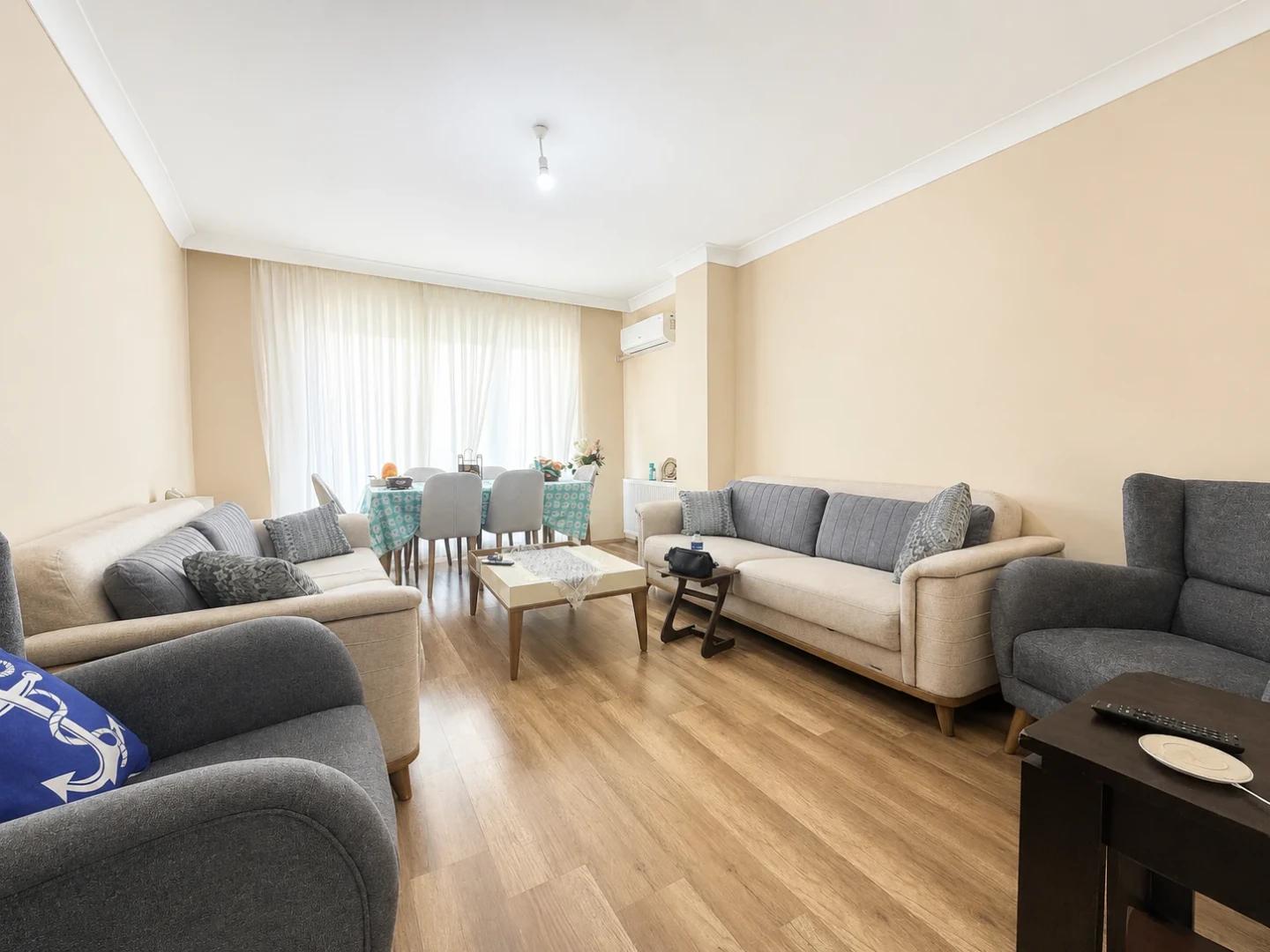 YÜKSELDEN ALTINKUMDA AYRI MUTFAKLI ARAKAT DOĞALGAZLI 2+1 DAİRE