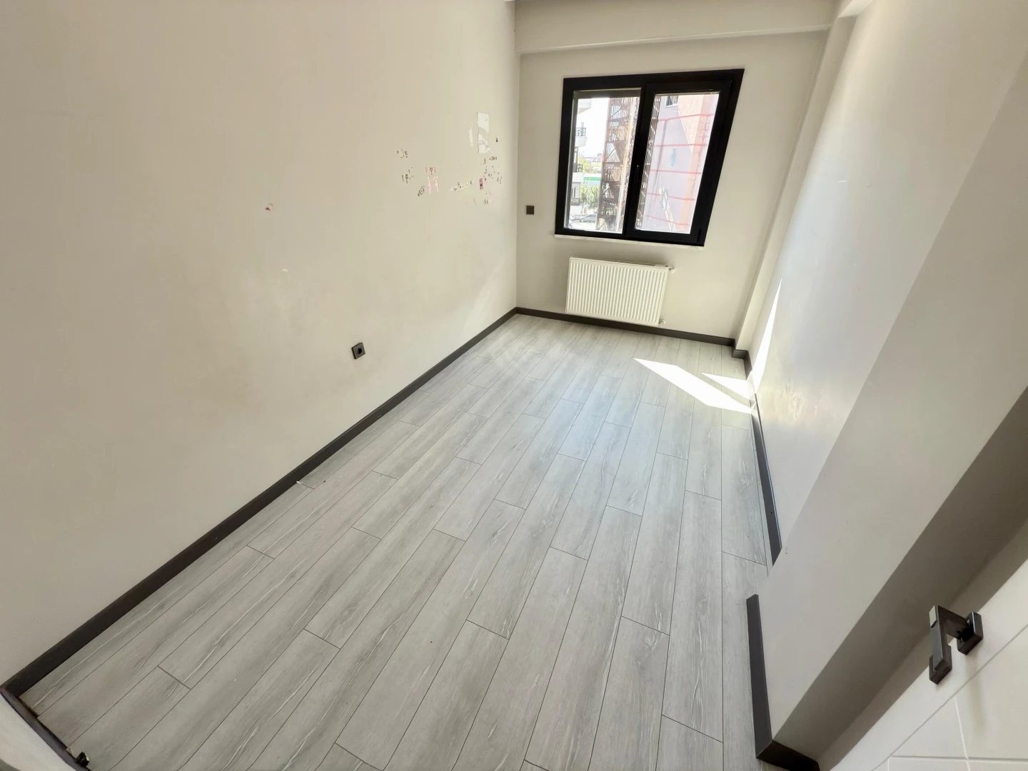 YÜKSELDEN AKÇAY MERKEZDE ULTRA GENİŞ 3+1 SATILIK LÜKS DAİRE