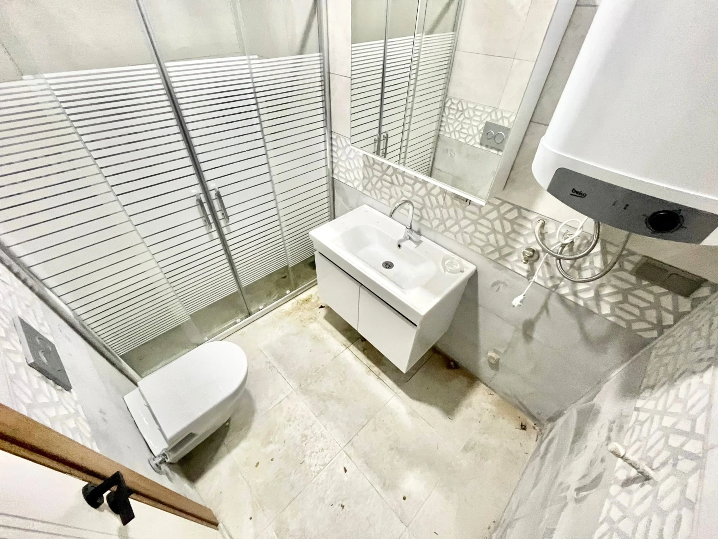 YÜKSEL'DEN ZEYTİNLİ KÖYÜNDE EBEVEYN BANYOLU AYRI MUTFAK 2+1DAİRE