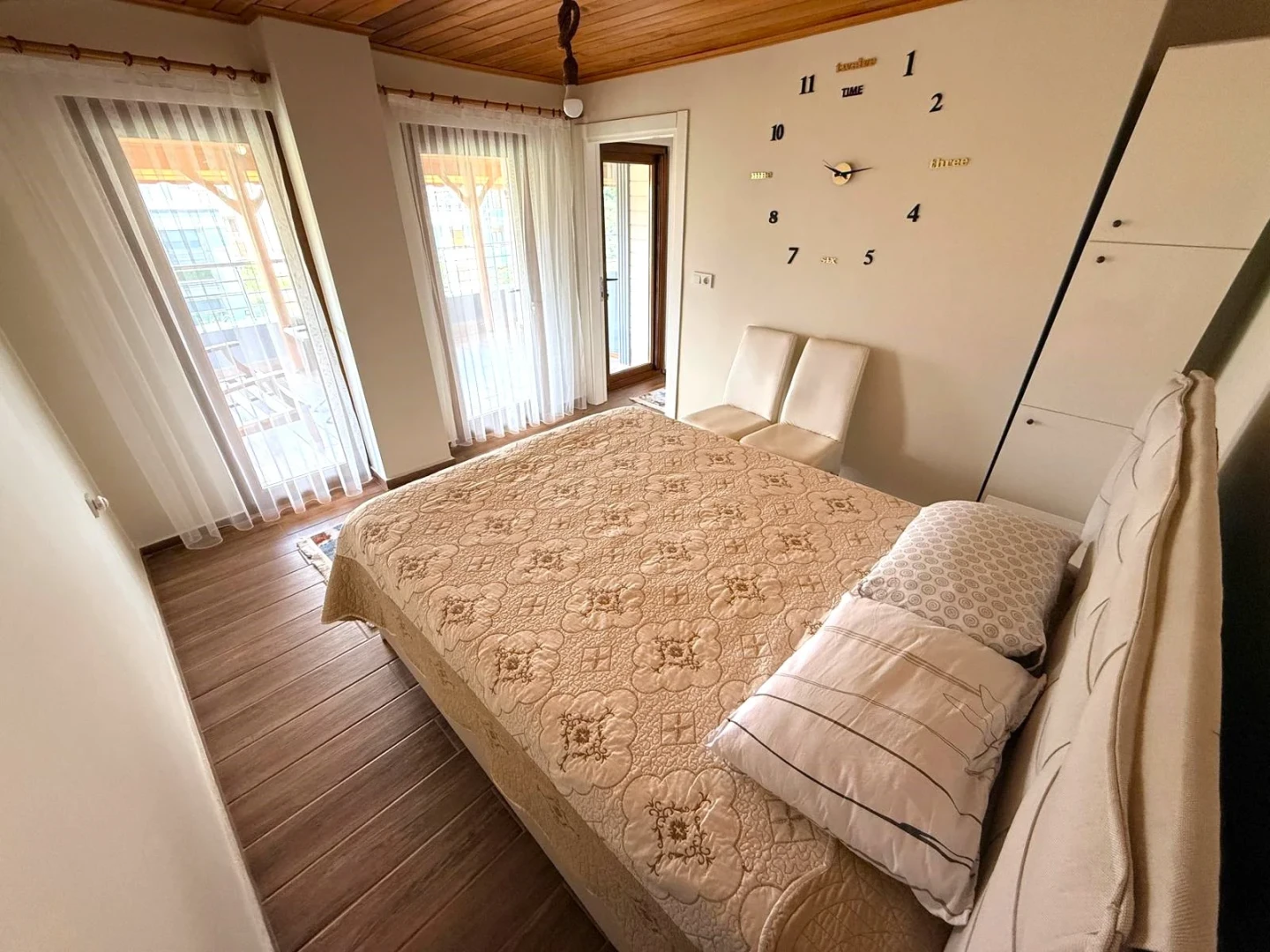 YÜKSEL'DEN GÜRE'DE ŞAHANE KONUMDA YERDEN ISITMALI LUX 5+1 VİLLA
