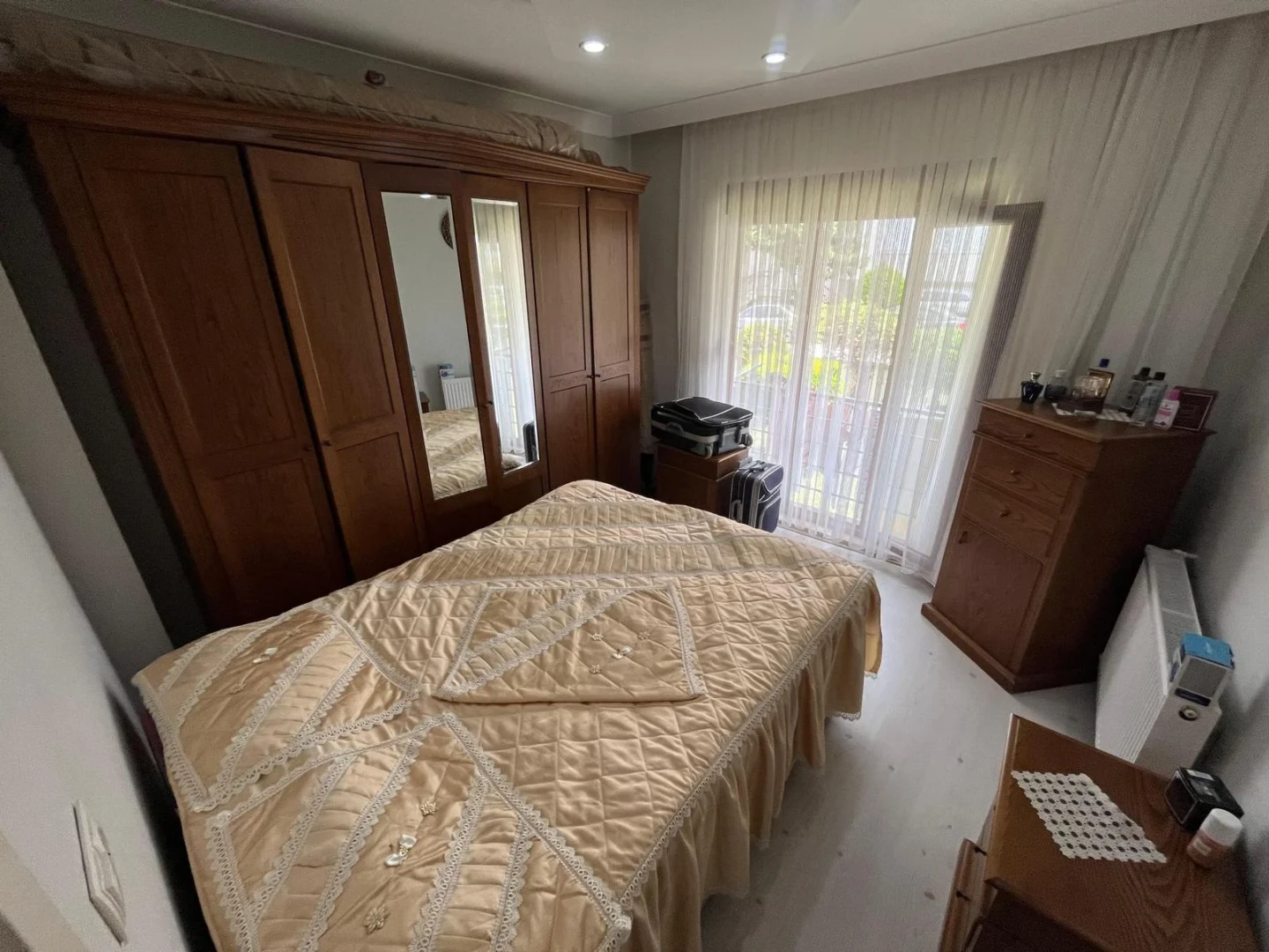 YÜKSELDEN ÖNCEPHE SİTE İÇİ PAZAR SOKAĞINA YAKIN FIRSAT 3+1DAİRE