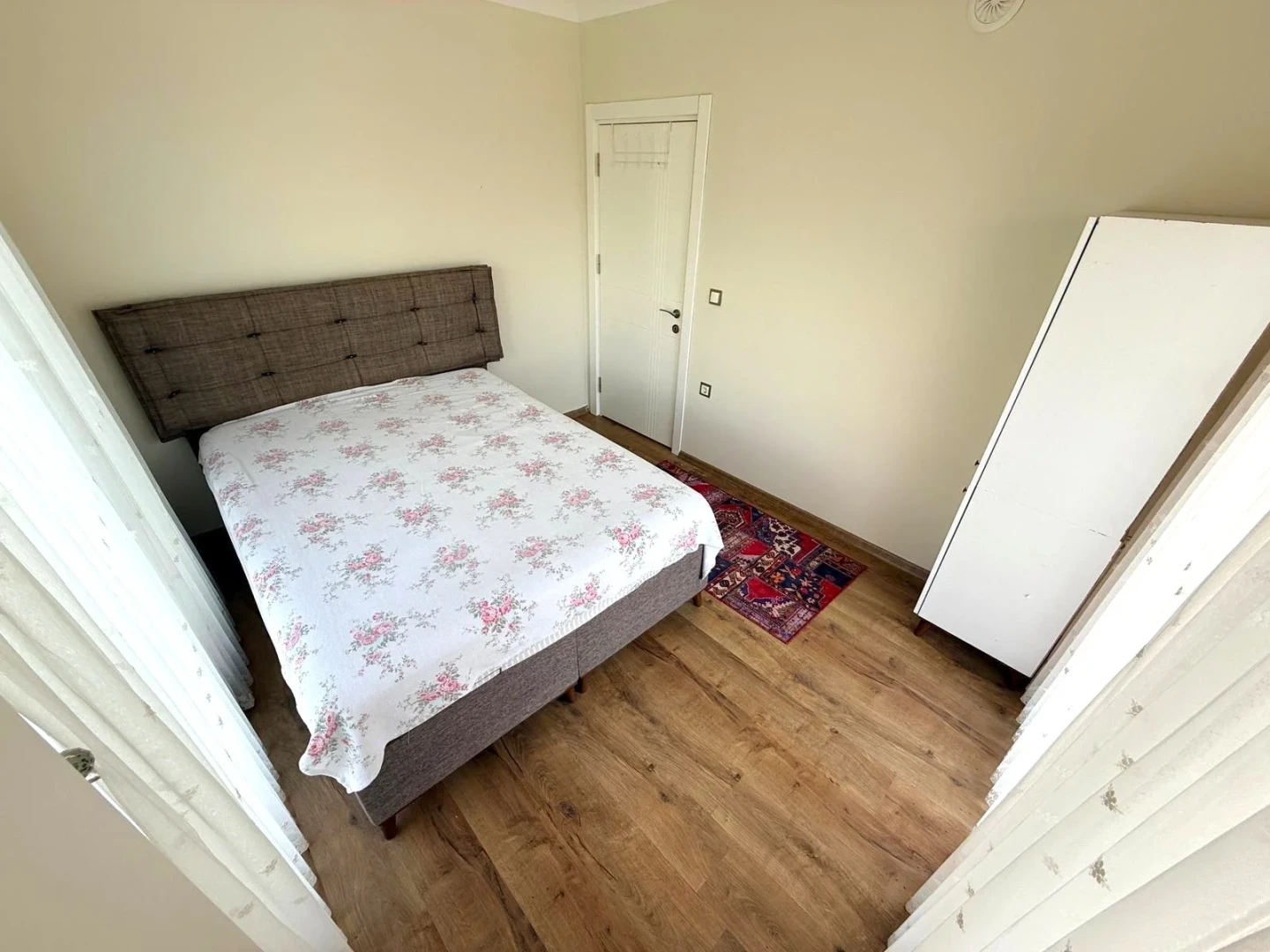 YÜKSEL'DEN GÜRE'DE ŞAHANE KONUMDA YERDEN ISITMALI LUX 5+1 VİLLA
