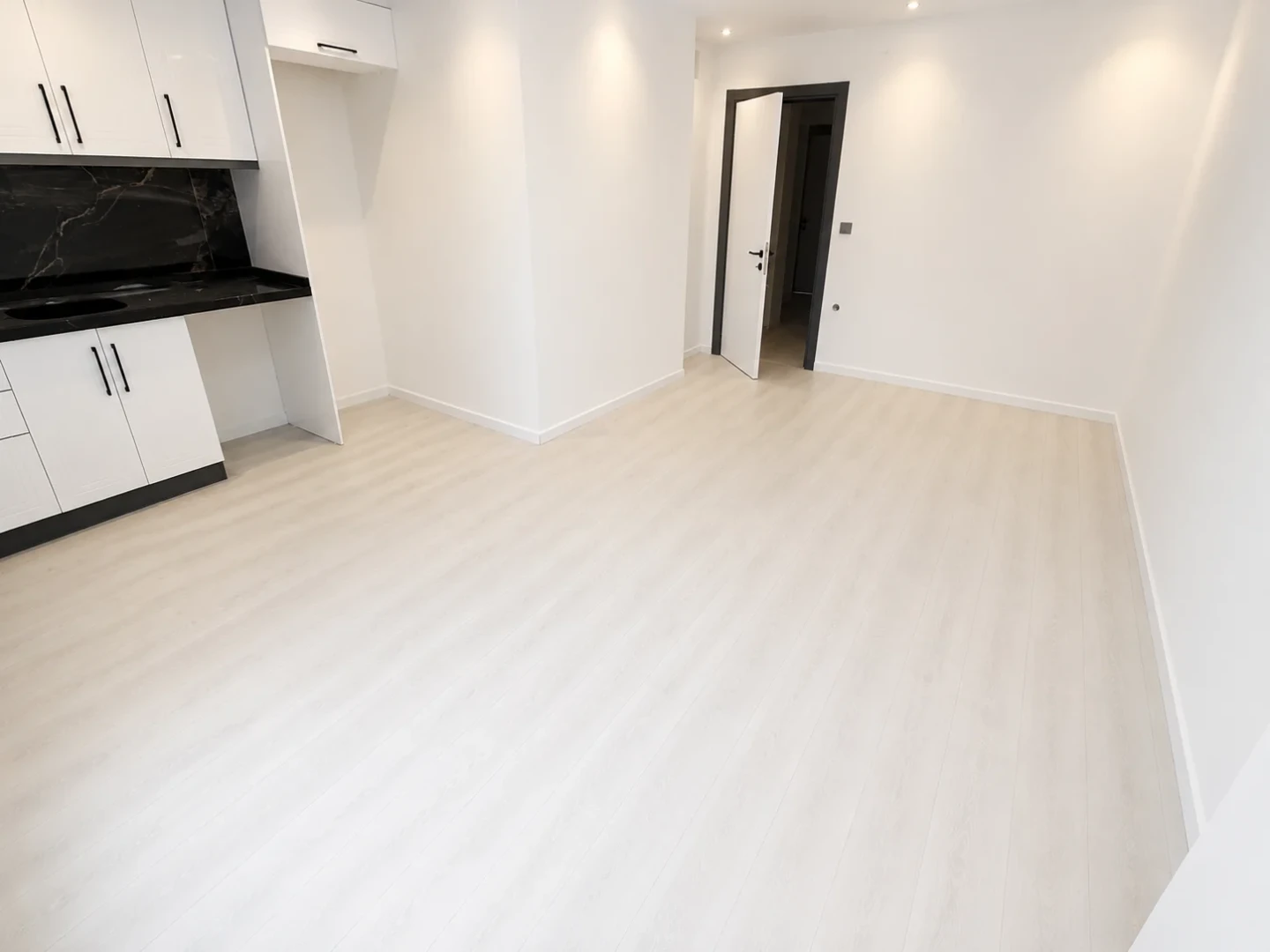 彡YÜKSEL'DEN KADIKÖY'DE ÖN CEPHE DOĞALGAZLI SIFIR 2+1 DAİRE彡