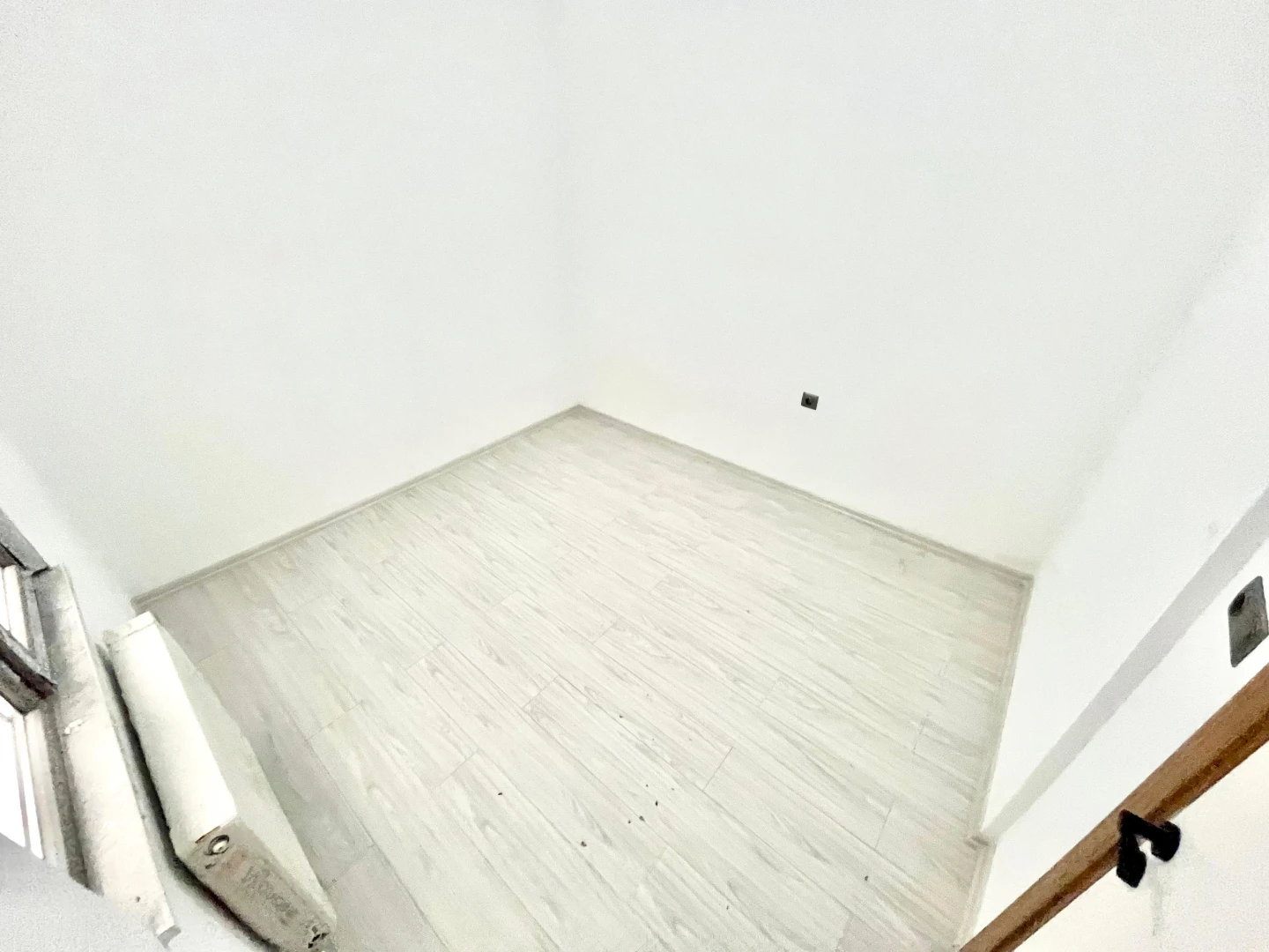 YÜKSEL'DEN ZEYTİNLİ KÖYÜNDE EBEVEYN BANYOLU AYRI MUTFAK 2+1DAİRE