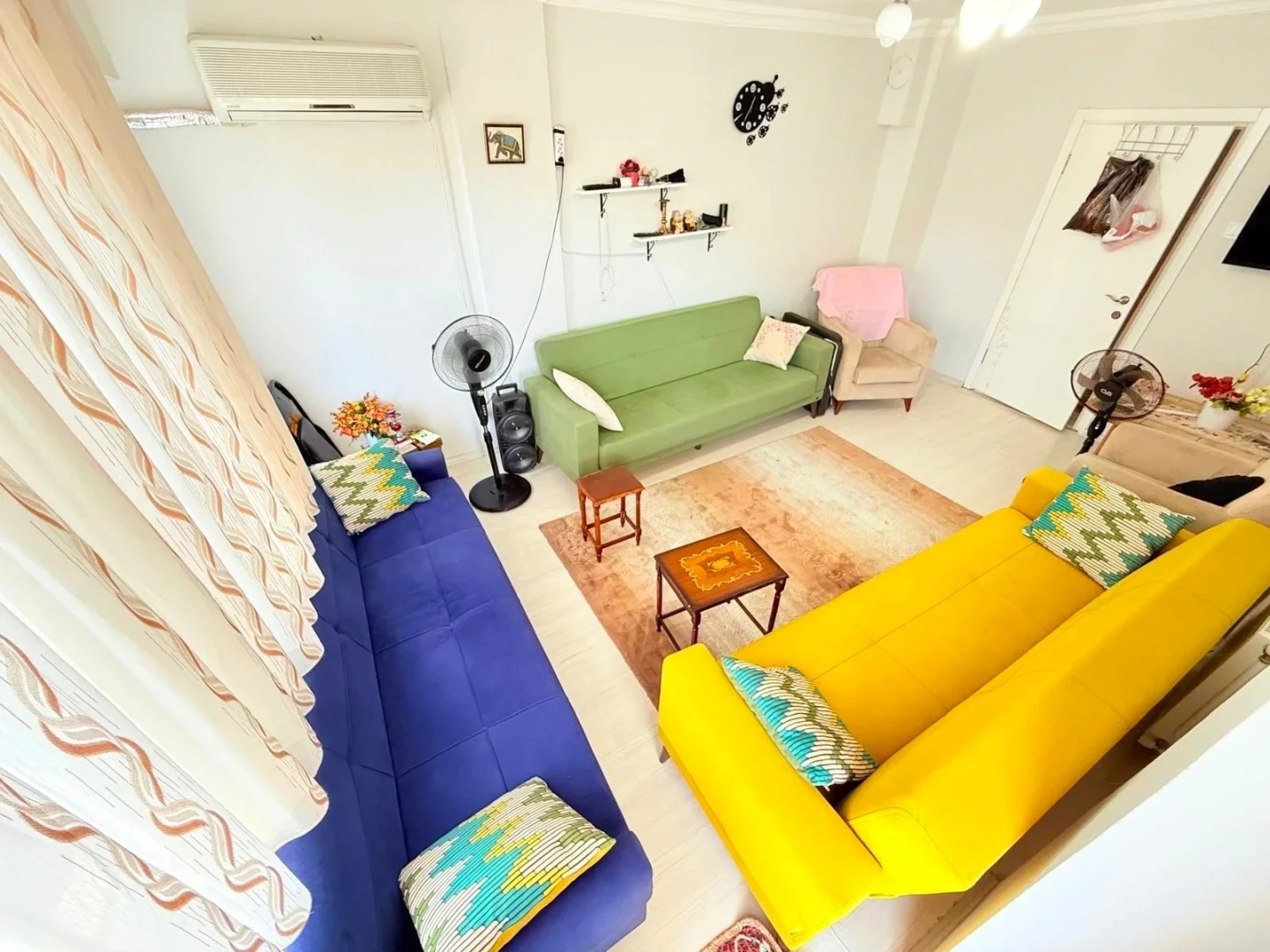 ▓YÜKSEL'DEN AKÇAY MERKEZ'DE FULL EŞYALI DENİZE 350m 2+1 DAİRE▓