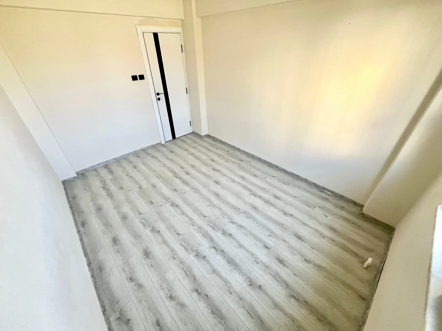 YÜKSELDEN ALTINKUMDA ÖNCEPHE AYRI MUTFAK ARAKAT FIRSAT 2+1 DAİRE
