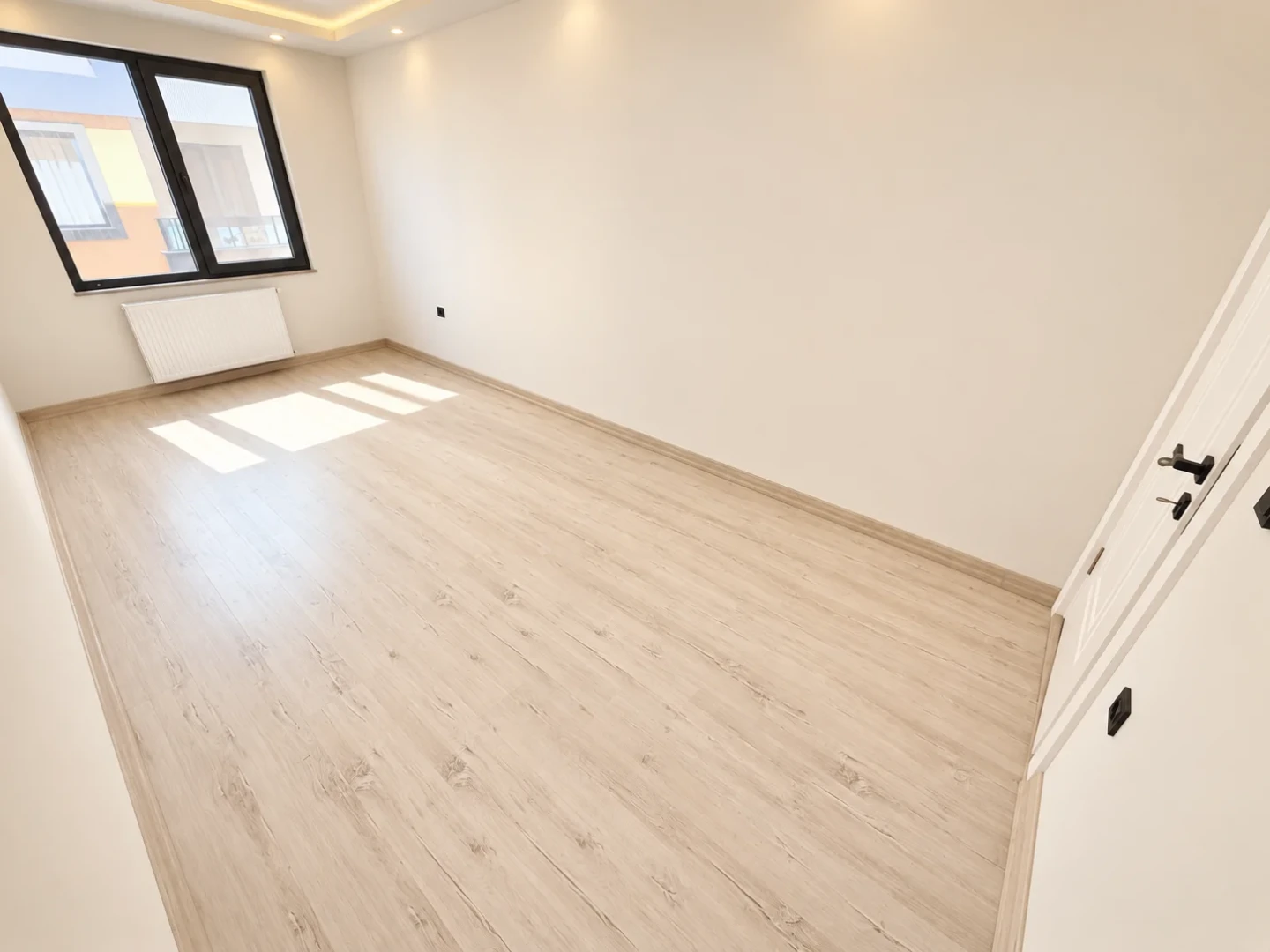 彡YÜKSEL'DEN KADIKÖYDE SİTE İÇİNDE SIFIR 3+1 ÖNCEPHE ARAKAT彡
