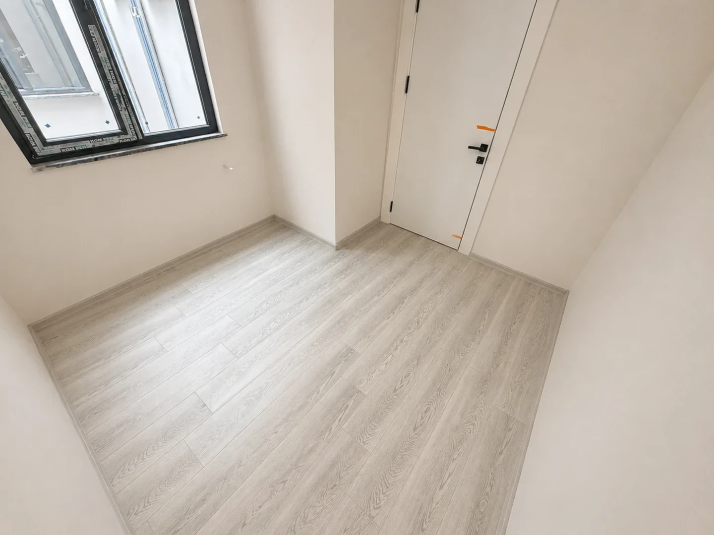 YÜKSEL'DEN KADIKÖY'DE SATIŞA YENİ ÇIKAN ŞIK 2+1 DAİRE