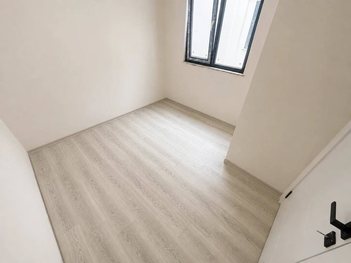 YÜKSEL'DEN KADIKÖY'DE SATIŞA YENİ ÇIKAN ŞIK 2+1 DAİRE