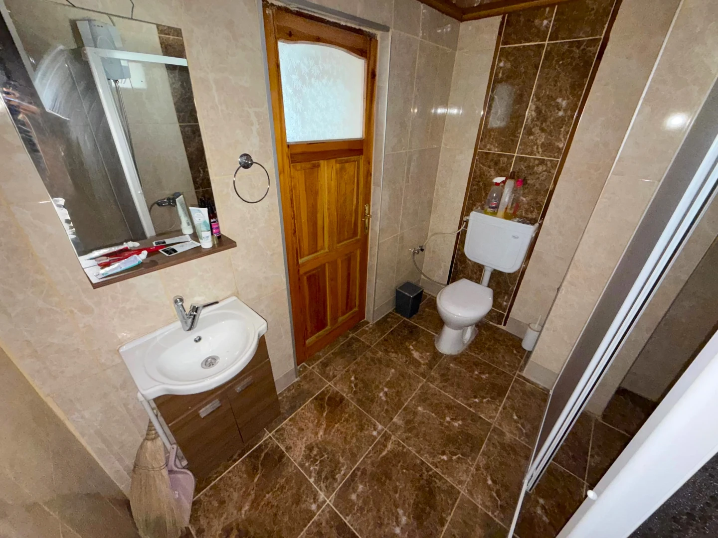 YÜKSELDEN SATILIK ZEYTİNLİ KÖYÜNDE GENİŞ TERASLI FIRSAT 2+1DAİRE