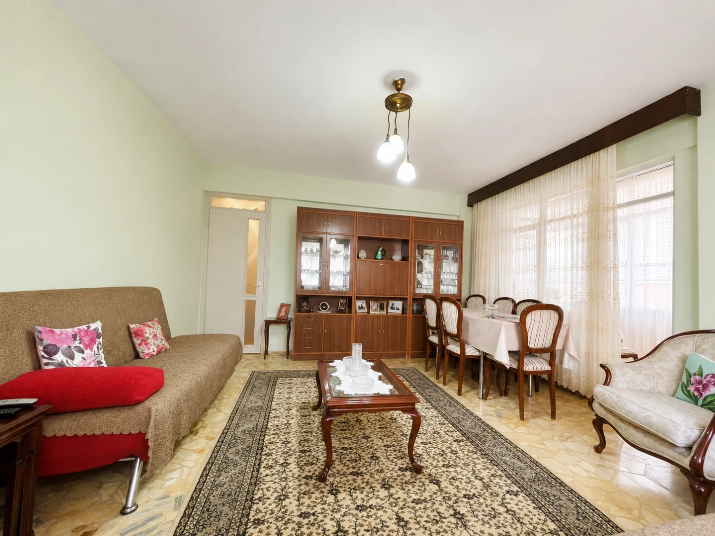 YÜKSELDEN AKÇAYDA DENİZE 50M FULL EŞYALI ÖNCEPHE ARAKAT 2+1DAİRE