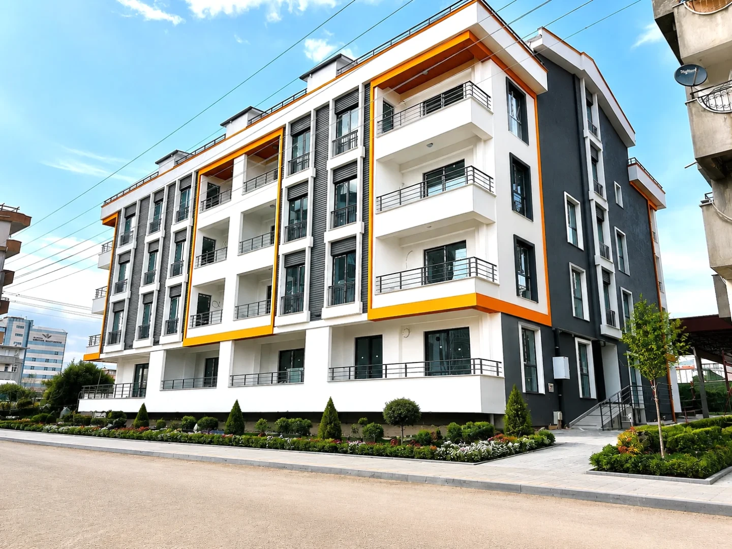 YÜKSEL'DEN KADIKÖY'DE FULL KREDİLİ TAKASA AÇIK ARAKAT 2+1 DAİRE