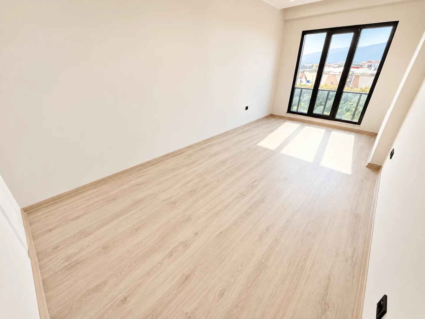 彡YÜKSEL'DEN KADIKÖYDE SİTE İÇİNDE SIFIR 3+1 ÖNCEPHE ARAKAT彡