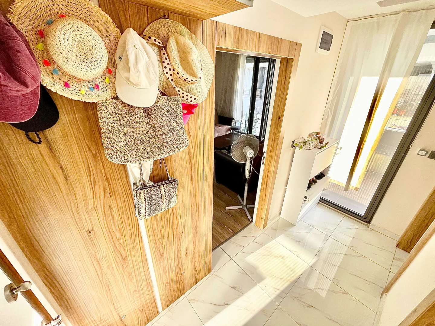 YETKİSİ SADECE YÜKSEL'DEN KAPALI OTOPARKLI D.GAZLI LUX 1+1 DAİRE