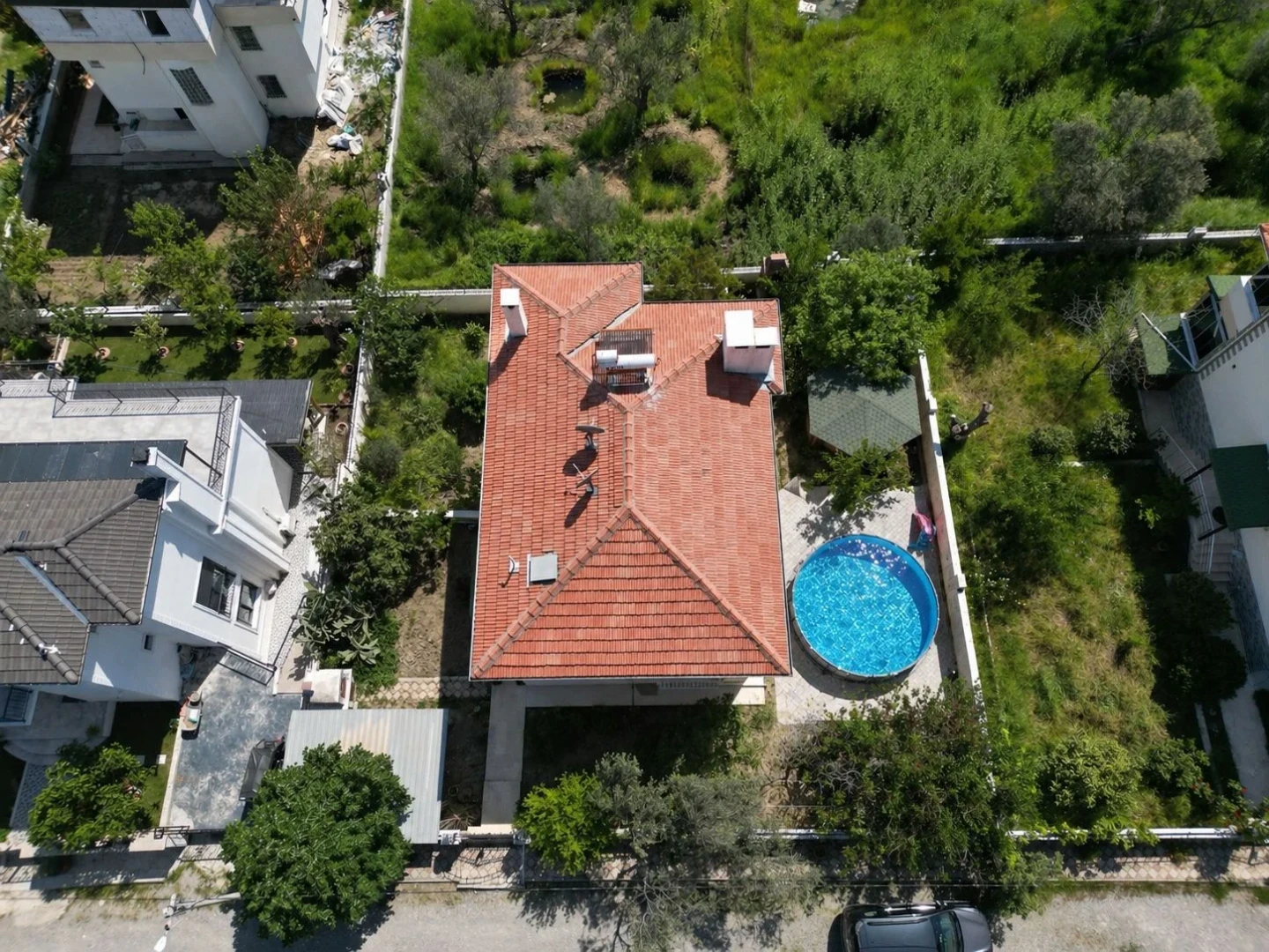 YÜKSELDEN GÜRENİN EN DEĞERLİ YERİNDE TAM BAĞIMSIZ 7+2EŞSİZ VİLLA